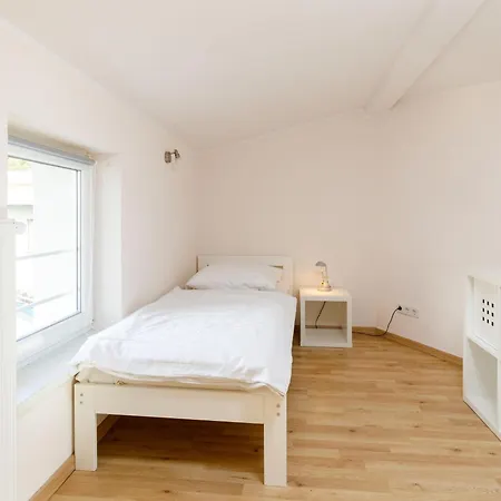 Delphin By Interhome